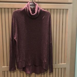 Women’s Turtleneck Sweater